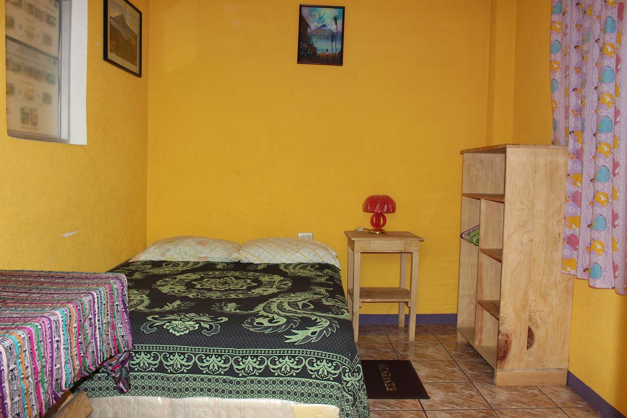 Una Noche Con Mical San Pedro de la Laguna Extérieur photo